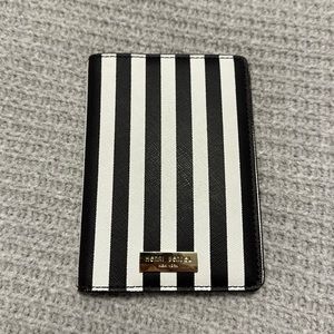 Henri Bendel Passport Cover Holder EUC RARE Striped